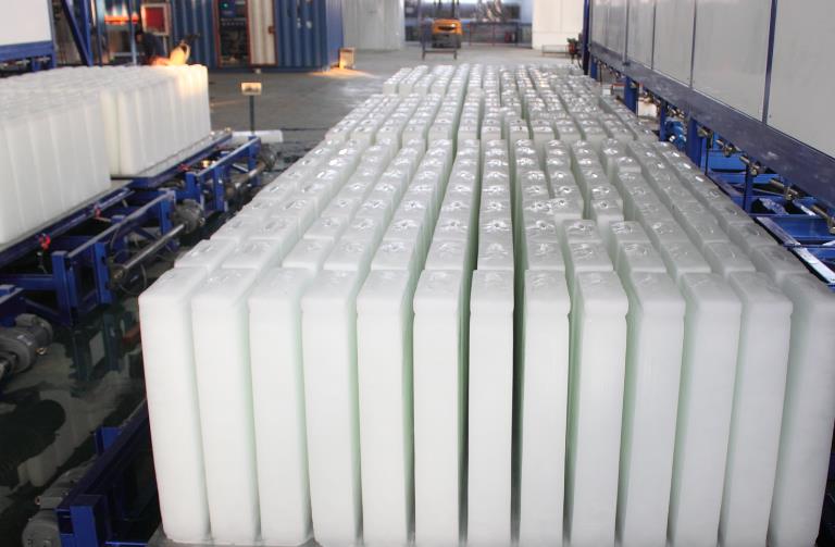 水產(chǎn)市場的冰塊是怎樣生產(chǎn)的 水產(chǎn)市場的冰塊是怎樣生產(chǎn)的